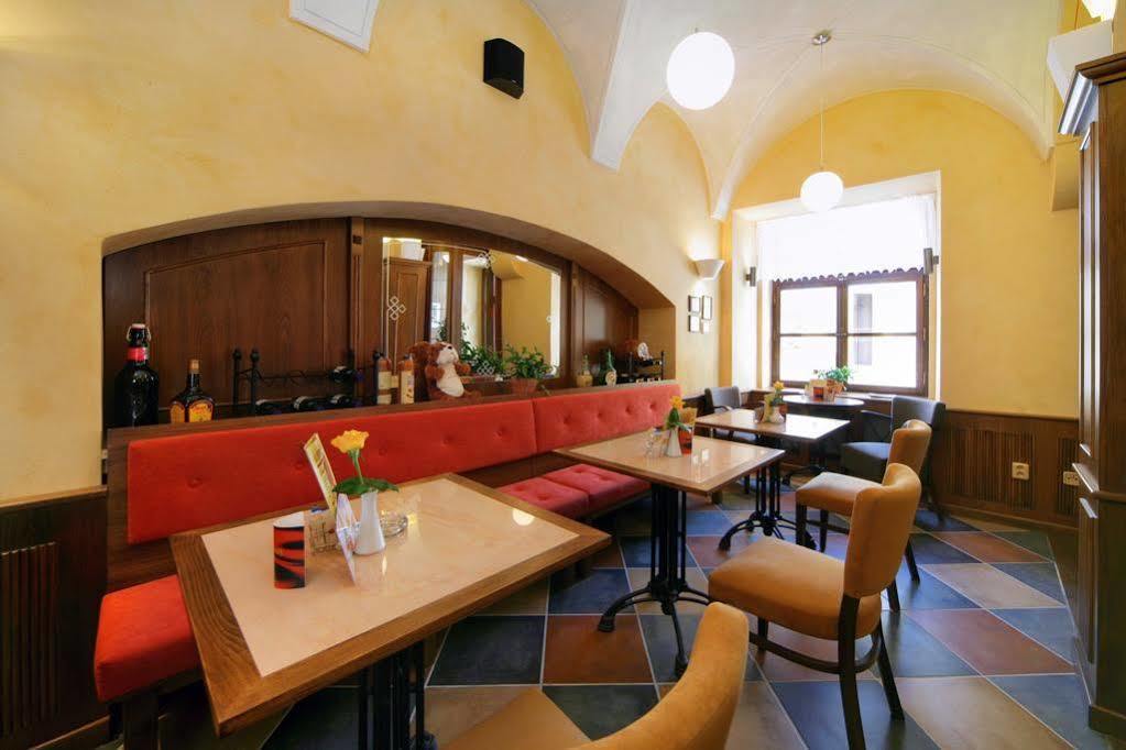 וורצ'לאבי Hygge Hotel U Zvonu מראה חיצוני תמונה